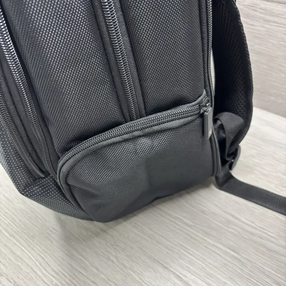 OGIO Black Branded Laptop Backpack Black Grey Padded School Travel Commuter Bag